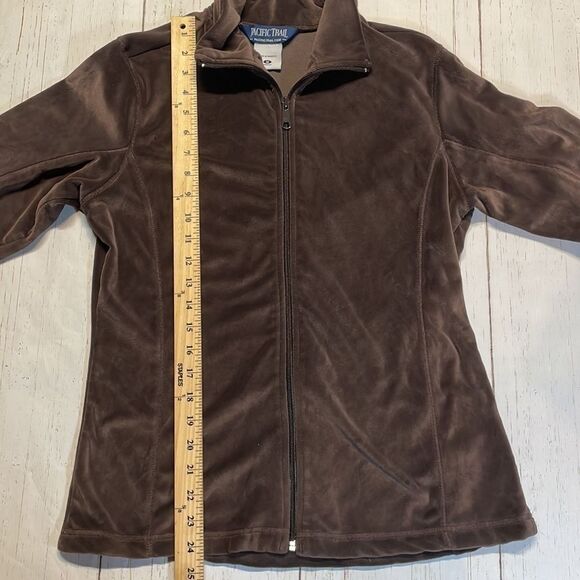 Pacific trail woman’s chocolate brown zip up velour jacket size M - Picture 3 of 6